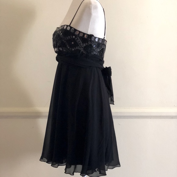 BCBG MAX AZRIA Chiffon Dress - Picture 8 of 9